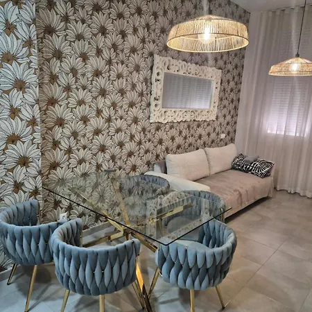 Centrum 4 Apartmán *