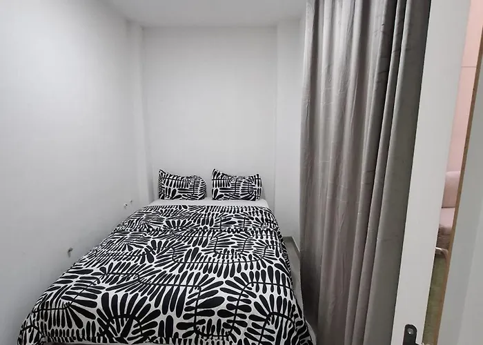 Apartamento Centrum 4 *